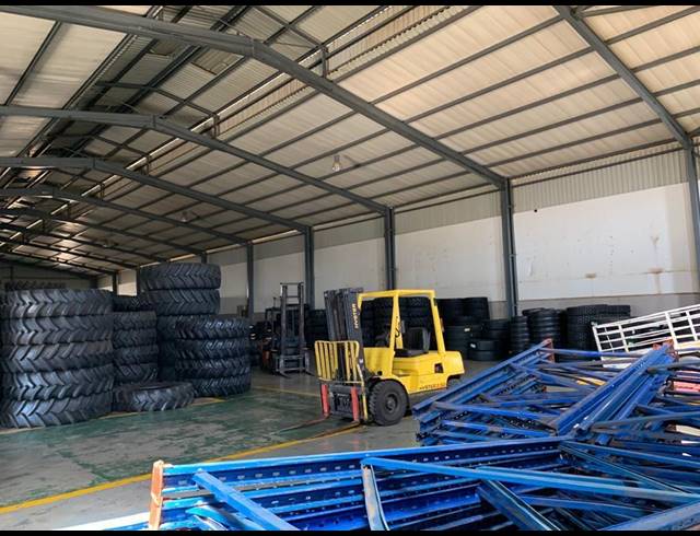 2,310M² WAREHOUSE FOR SALE IN SUNDERLAND RIDGE